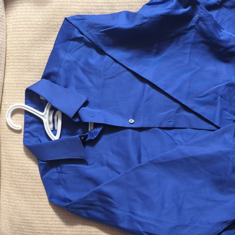 NWT Calvin Klein button up 16 32/33